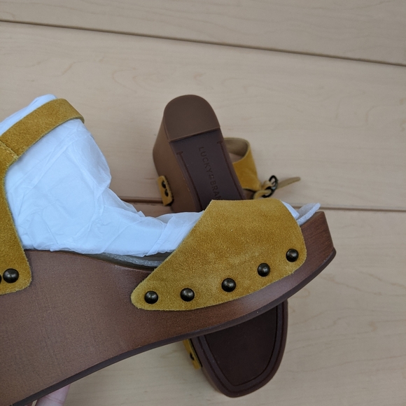 Lucky Brand | Yellow Zashti Heels - Picture 10 of 10
